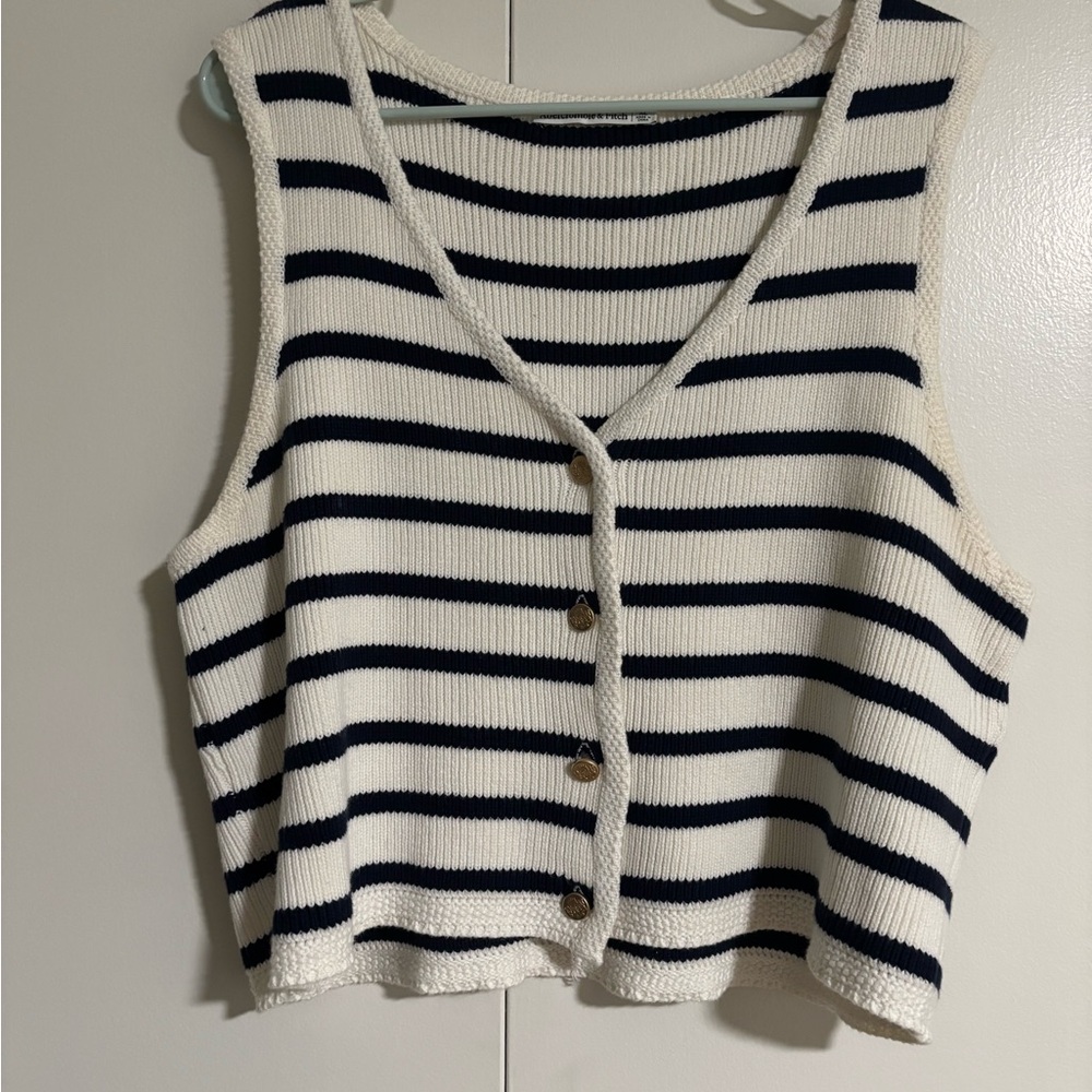 Abercrombie & Fitch Navy and White Striped Button Down Top